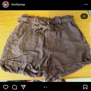 Aerie hi-rise stretchy shorts w/ tie in front